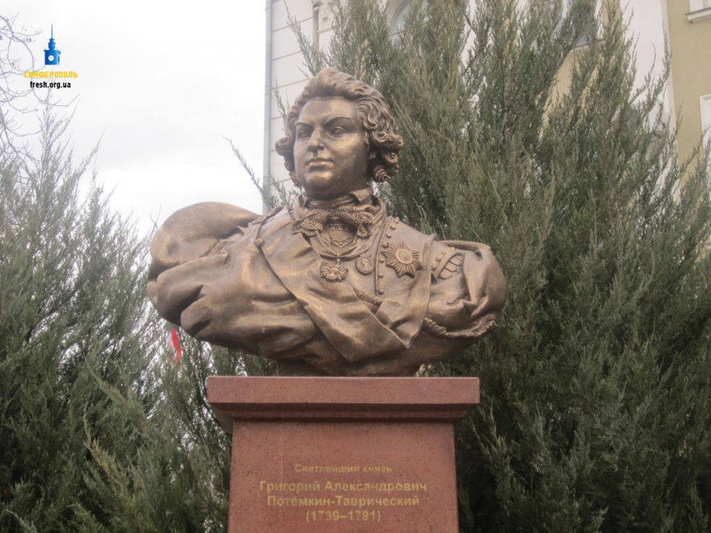 Памятник Потемкину в Симферополе