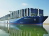 Самый большой контейнеровоз с грузами для Европы прошел через Суэцкий канал