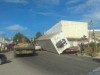 На крымской дороге контейнер упал на легковушку (фото)