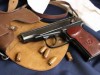 Крымчанин с пластмассовым пистолетом ограбил две ювелирки