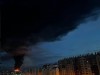В Севастополе горит нефтяной терминал после атаки беспилотника (фото)