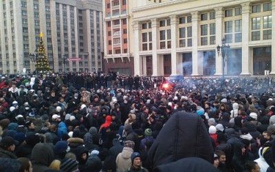 Марш протеста в Москве вылился в массовые беспорядки