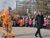 Симферопольский мэр лично сжег чучело зимы на Масленицу