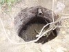 В Крыму горожане выкопали себе колодец под воду с током