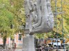 На Горького в Симферополе обрубили половину скульптуры