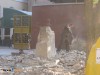 В центре Симферополя окончательно снесли скульптуру отбойными молотками