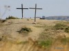 В Крыму завалили один из крестов под крепостью в Судаке