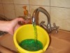В Крыму коммунальщики подают зеленую воду