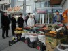 Мэрия Симферополя заманивает "стихийщиков" на рынки уборкой и прокатом весов