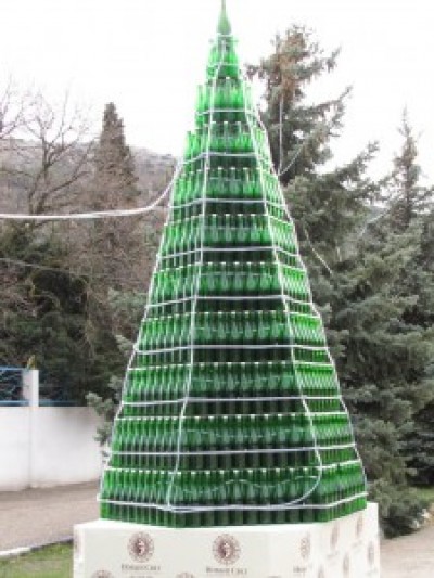 Как сделать елку из пластиковых бутылок