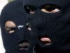 В Крыму средь бела дня двое мужчин ограбили дом на глазах у хозяина