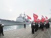 Из Крыма выгоняли американский крейсер и жгли флаг США