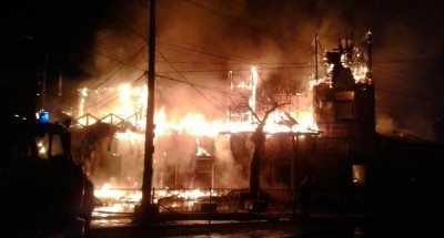 В Симферополе сгорел двухэтажный офис