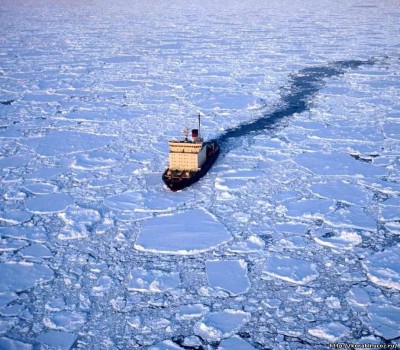 В Азовском море работают ледоколы (фото из интернета)