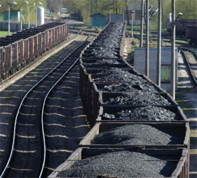 В Крыму воруют уголь с составов (фото из интернета)