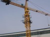 Суровый ветер в Симферополе чуть не обвалил строительный кран