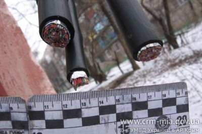 В Крыму поймали бомжа, воровавшего телефонные кабели