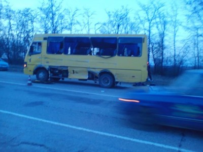 В Крыму два пассажира погибли в столкновении автобусов