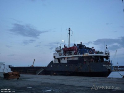 В Черном море большой разлив топлива