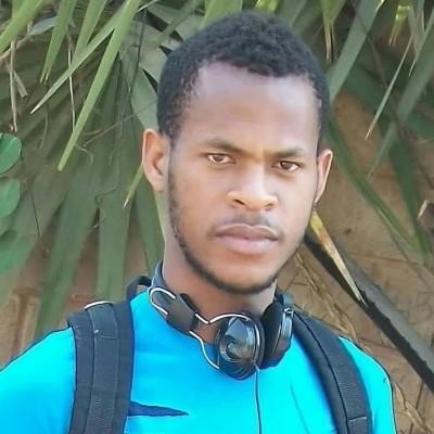 Из Крыма отправили сбежавшего африканского футболиста
