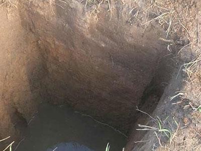 В Крыму мальчик утонул в выгребной яме