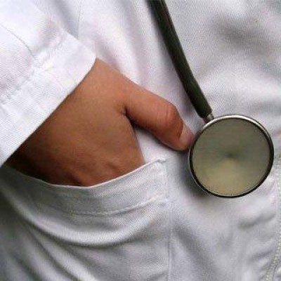В Крыму врачей поймали на поборах