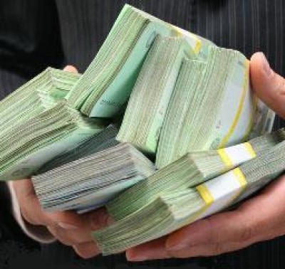 Крымчанка отдала мошеннику 300 тысяч гривен