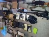 В Крыму при поиске поставщиков оружия киллерам задержан настоящий оружейный барон (фото)