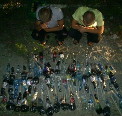 В Крыму повязали пытавшихся забросить спирт в колонию