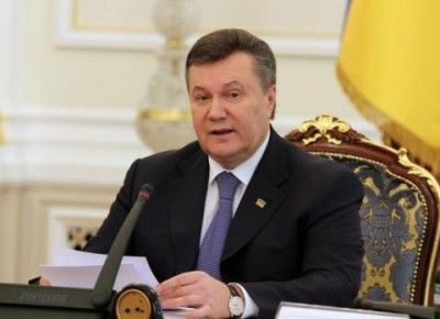 Янукович до сих пор не определился, с кем он