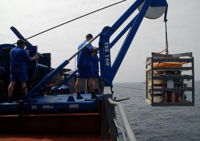 В Крыму обследовали затонувшую подлодку
