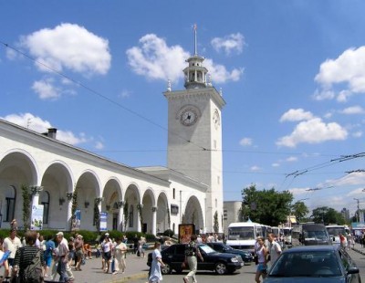 На вокзале Симферополя повязали воришек