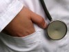 Выдачу зарплат крымским врачам опять отложили