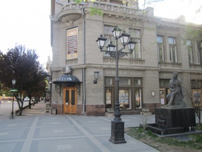 Театральный сезон 2011/2012 подходит к концу