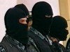 В симферопольском микрорайоне ОМОН досматривает прохожих