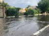 В Симферополе затопило улицу по милости коммунальщиков (фото)