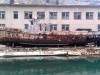 Из Балаклавской бухты достали давно затонувший катер (фото)
