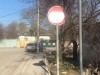 Крымчанин закрасил знаки на улице, чтобы машины не ездили под домом (фото)