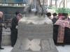 В Симферополе митрополит Лазарь освятил большой колокол для строящегося собора Александра Невского