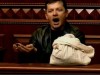 Депутат принес в Раду мешок земли и поцеловал его