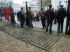 Под Радой опять восстановили забор