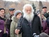 Пенсионеры с вилами штурмом берут донецкую мэрию