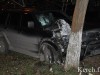 В Керчи джип врезался в дерево