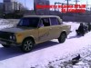 В Симферополе детей на санках цепляют к авто и катают по улице