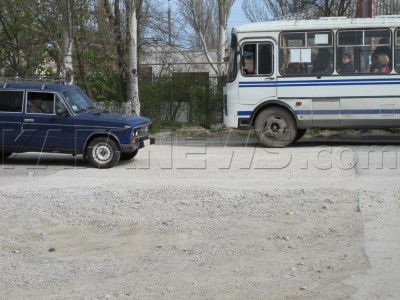 В ремонте нуждается дорожное полотно и на некоторых центральных улицах Феодосии