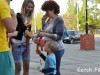 В Керчи раздают георгиевские ленточки