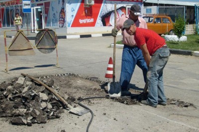 В Приморском уже начался ремонт дорого, его планируют завершить к концу лета