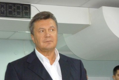 Янукович даже в отпуске передвигается за счет госбюджета 