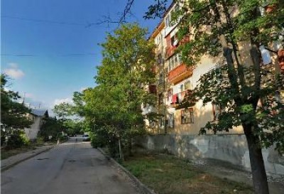 В Крыму с балкона рухнул пьяный 