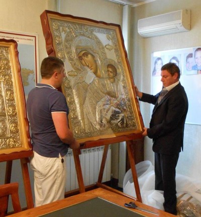 В Крым прибыли чудотворные иконы 